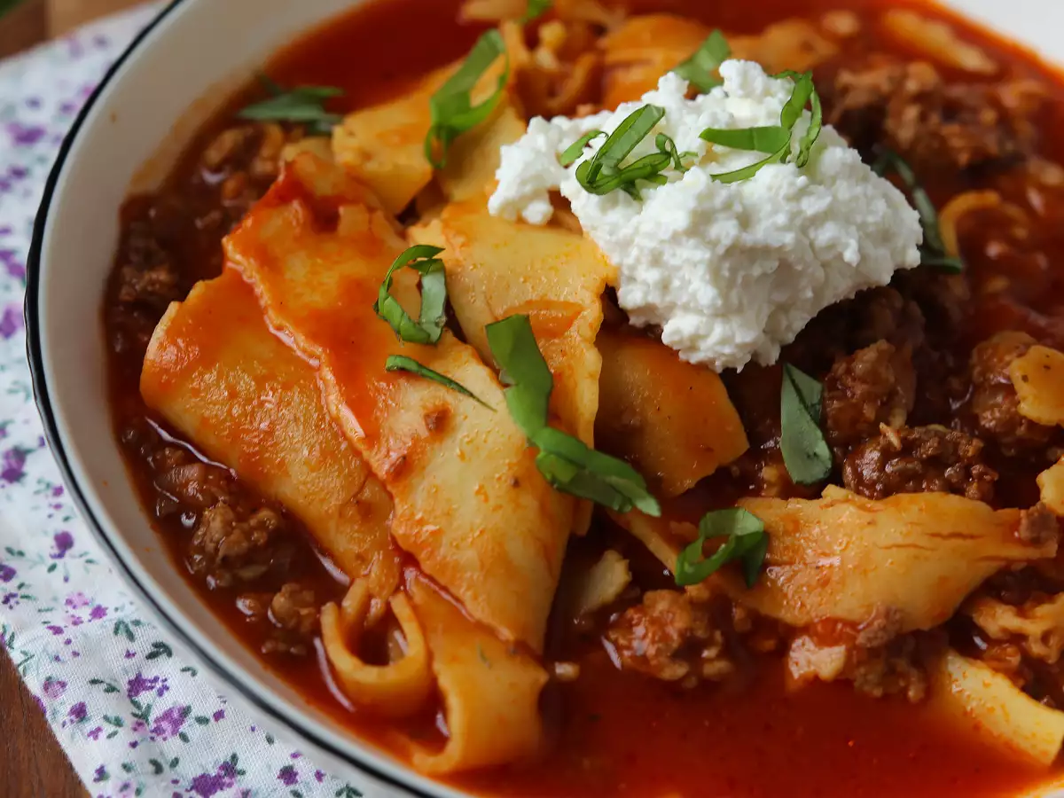 Суп-лазанья с мясом, рикоттой и пармезаном - фото 3
