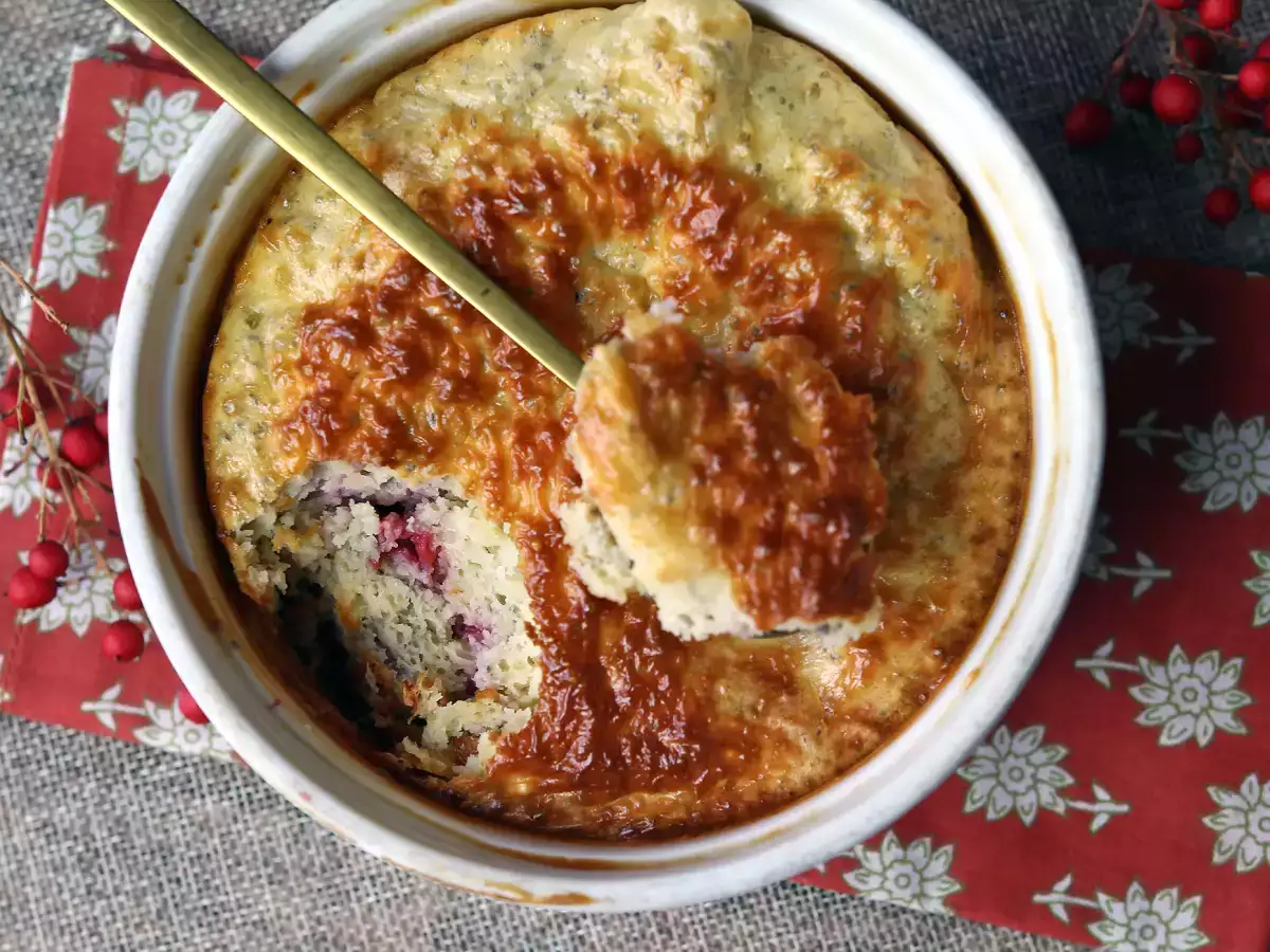 Суперпростой протеиновый торт с красными фруктами - фото 3