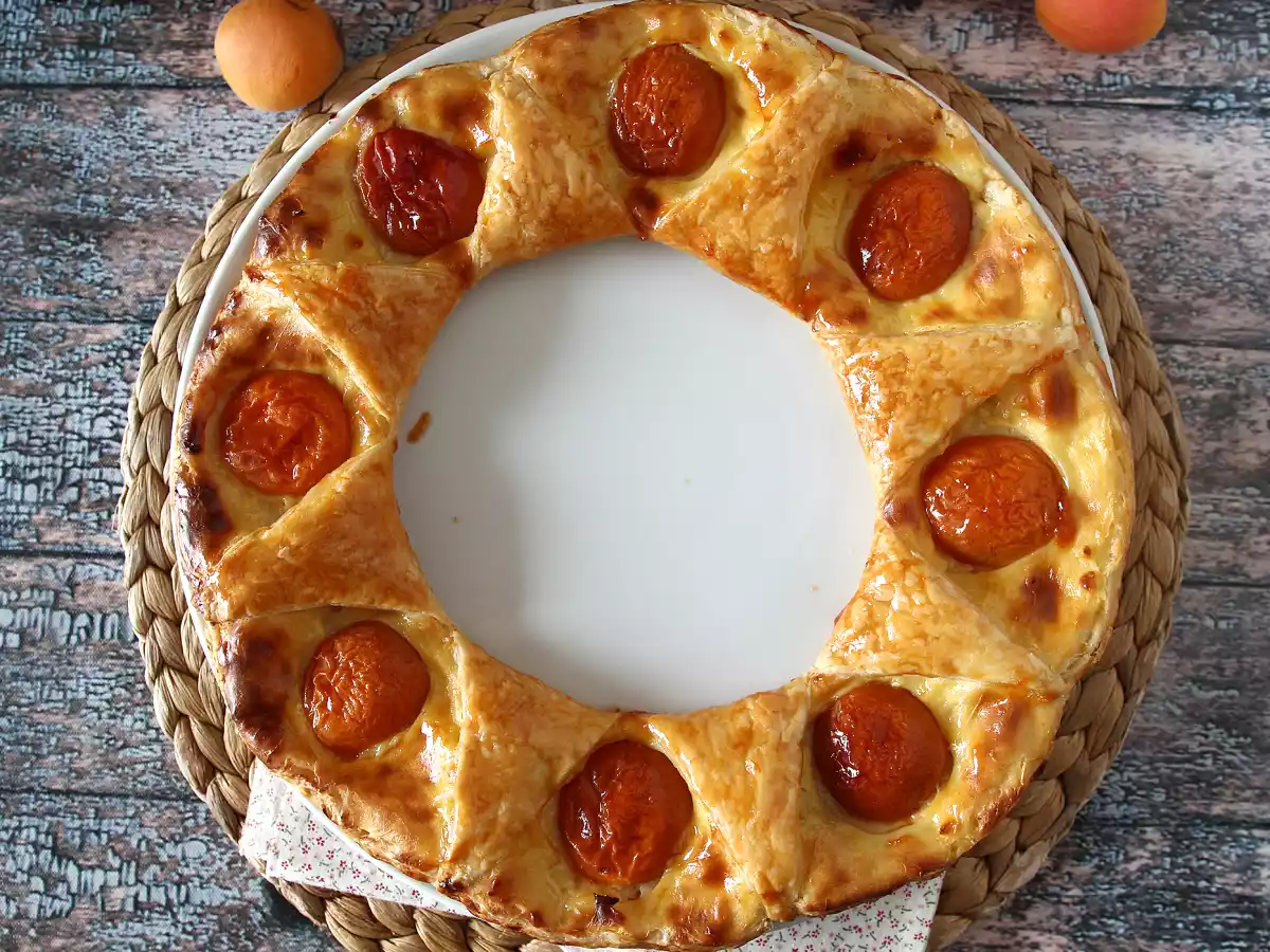 Tarte oranaise - слоеное тесто, заварной крем и абрикосы - фото 5