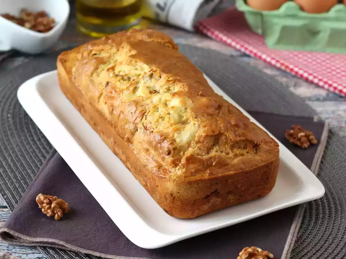 Торт с беконом, козьим сыром и грецкими орехами - фото 4