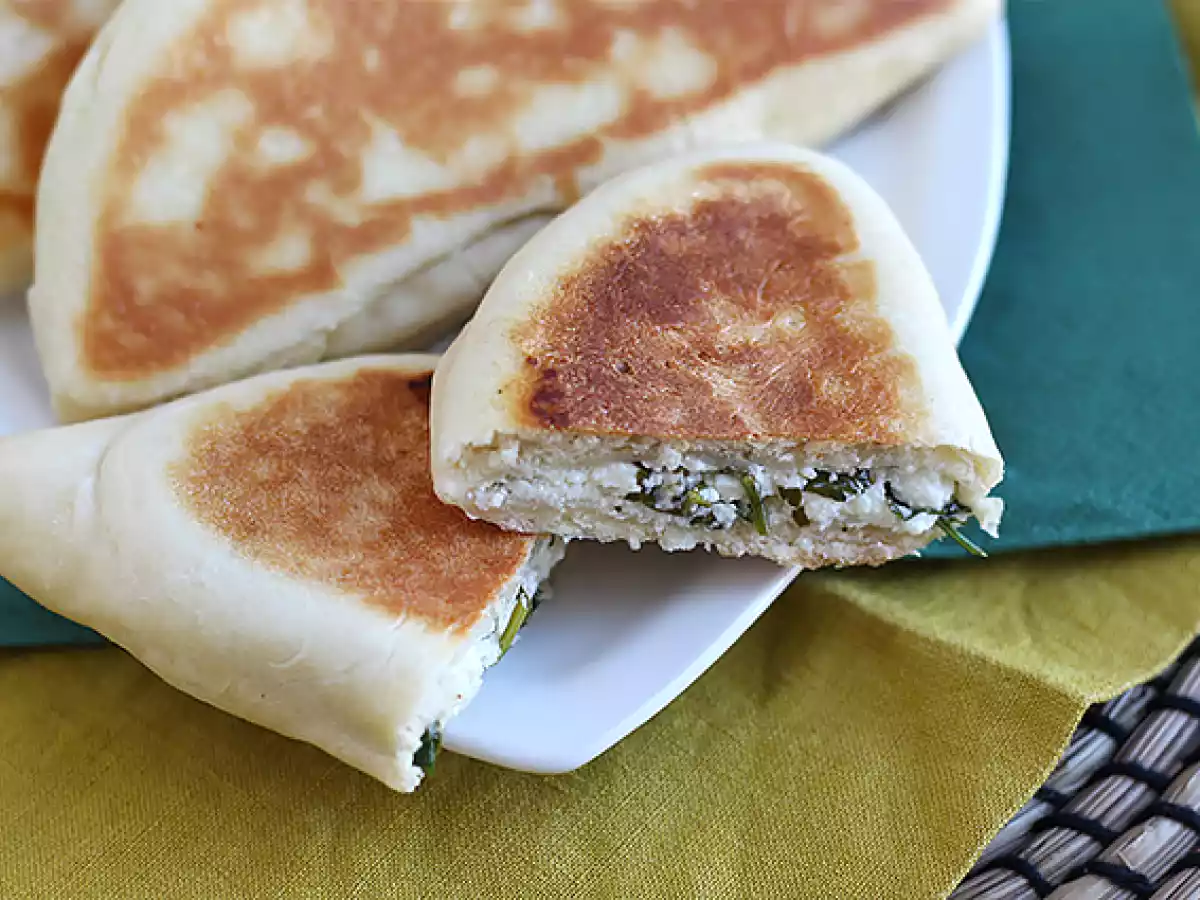 Турецкие блинчики с начинкой из феты, лимона и петрушки - Gözleme - фото 5