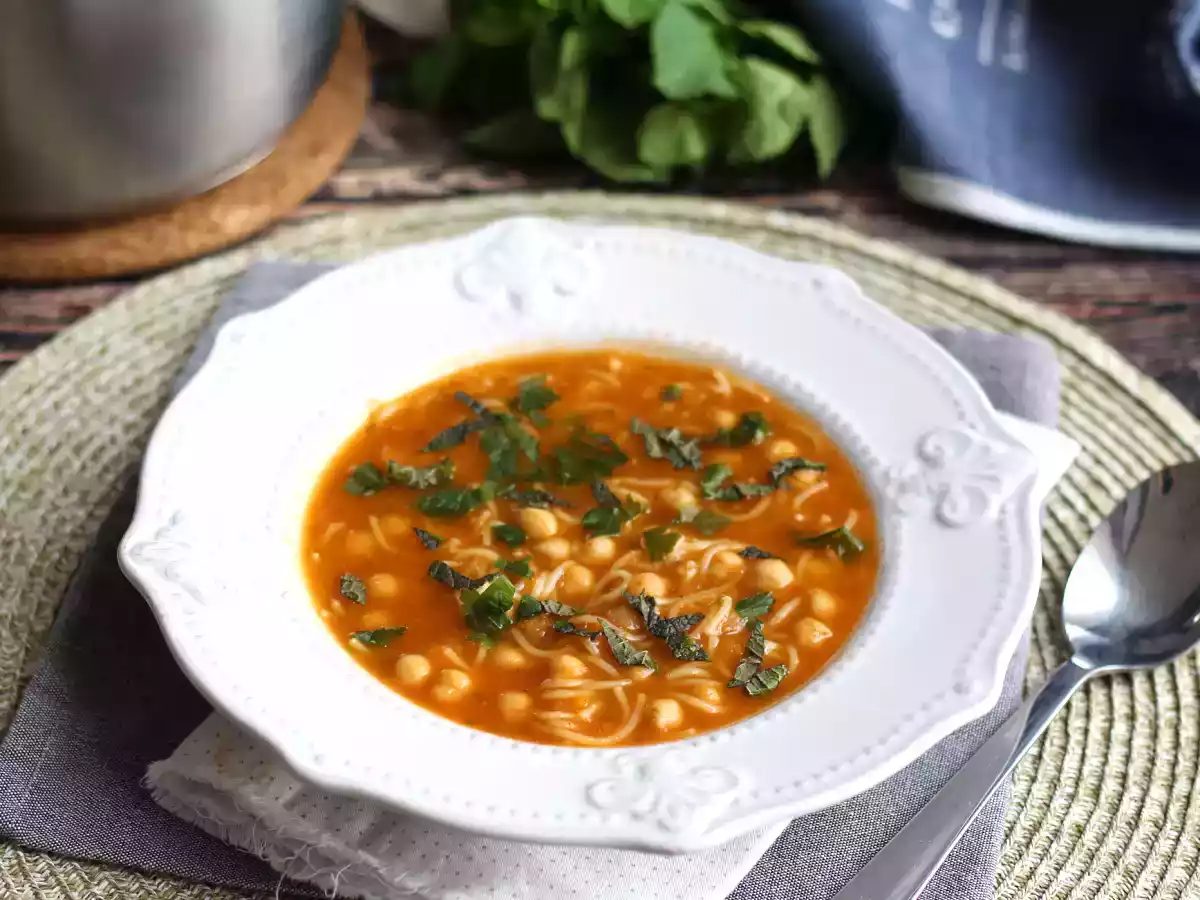 Вегетарианская чорба, ароматный и вкусный суп!