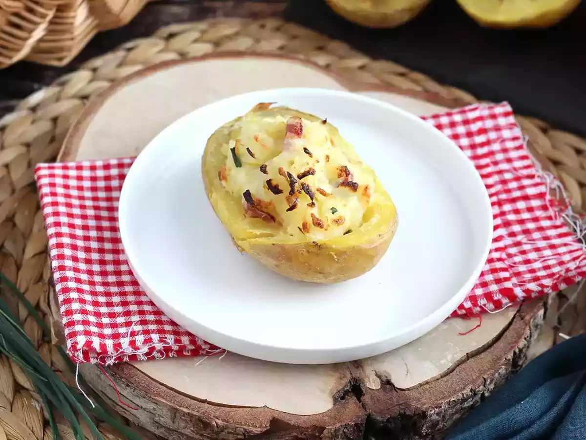 Запеченный картофель с беконом и сыром - фото 6