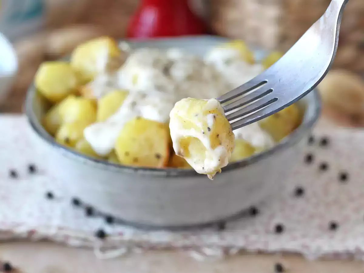 Запеченный со сливками картофель cacio e pepe: простой гарнир, который сводит всех с ума! - фото 5